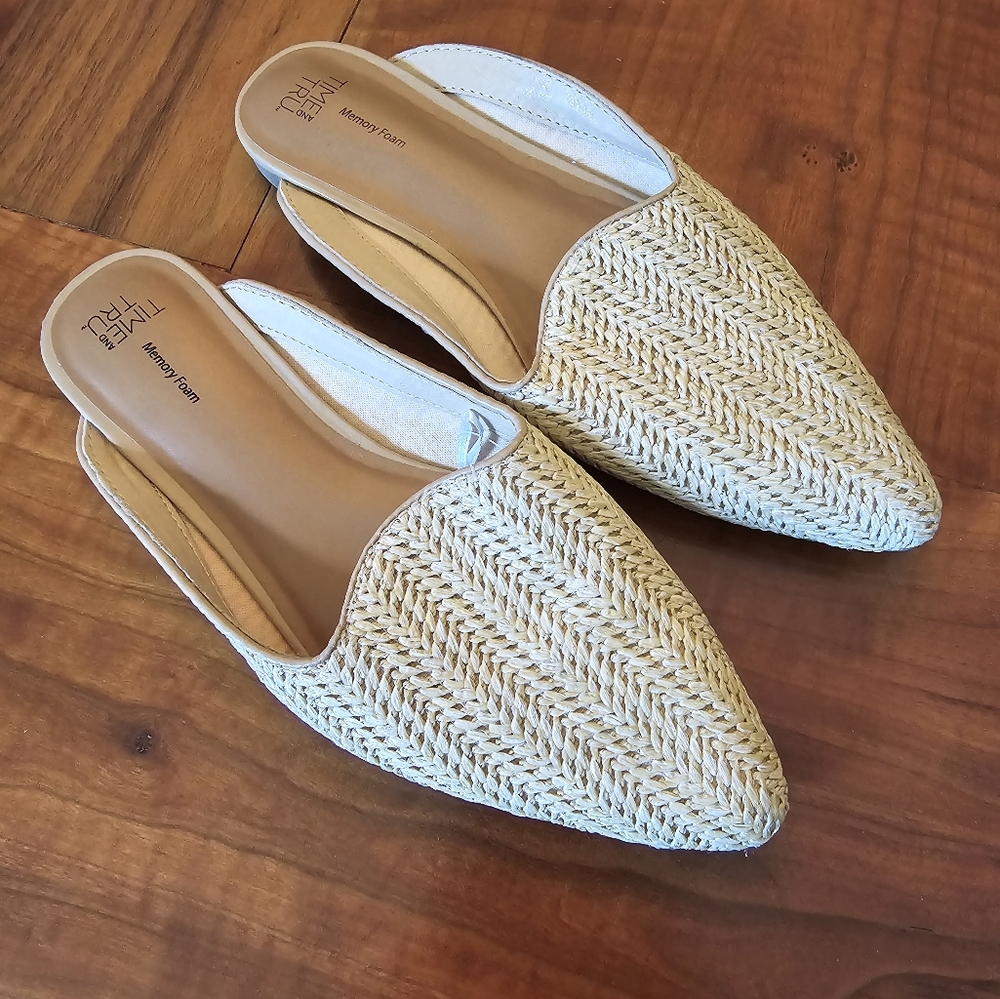 Brand new Time and Tru Natural Mule